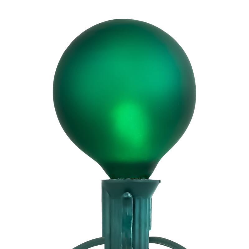 10-Count Frosted Red White and Green G50 Globe Patio Lights 9ft Green Wire - 9'