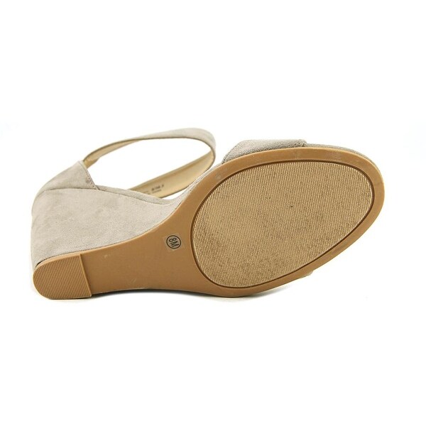 chinese laundry camomile wedge