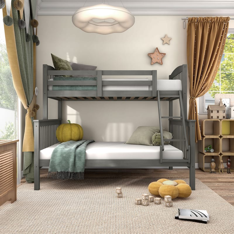 Furniture of America Hayes Twin over Full Solid Wood Detachable Bunk Bed with Ladder - Grey
