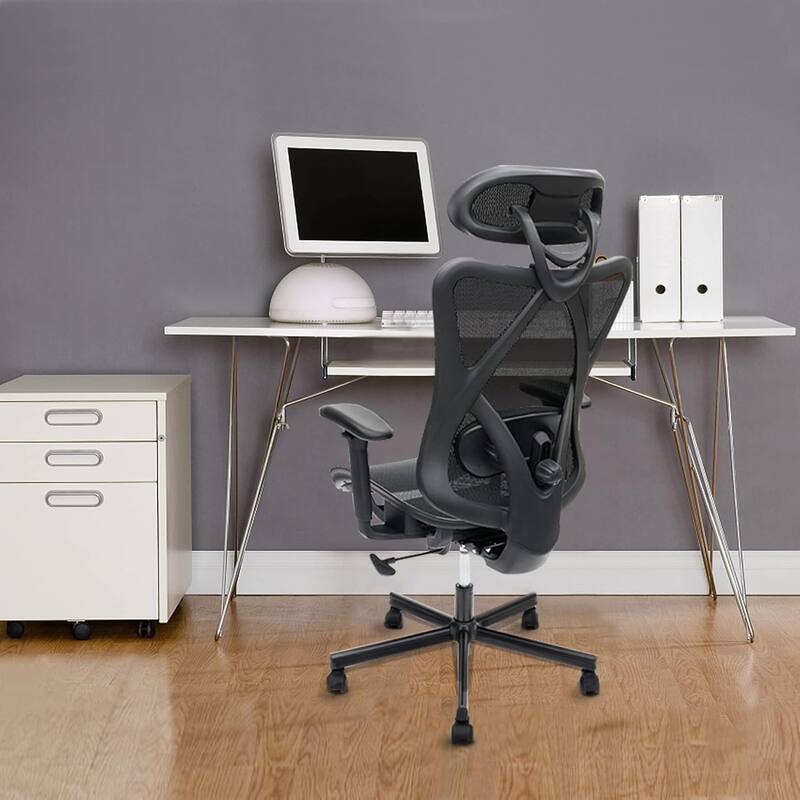 Adjustable Mesh Office Chair with Tilt Function, Lumbar Support, and Swivel Wheels for Home and Office Use