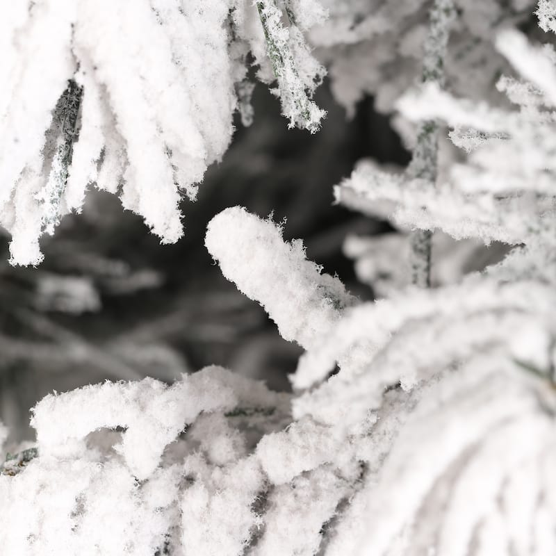 Glitzhome 6FT/7.5FT/9FT/11FT Snow Flocked Pre-lit Artificial Fir Christmas Trees