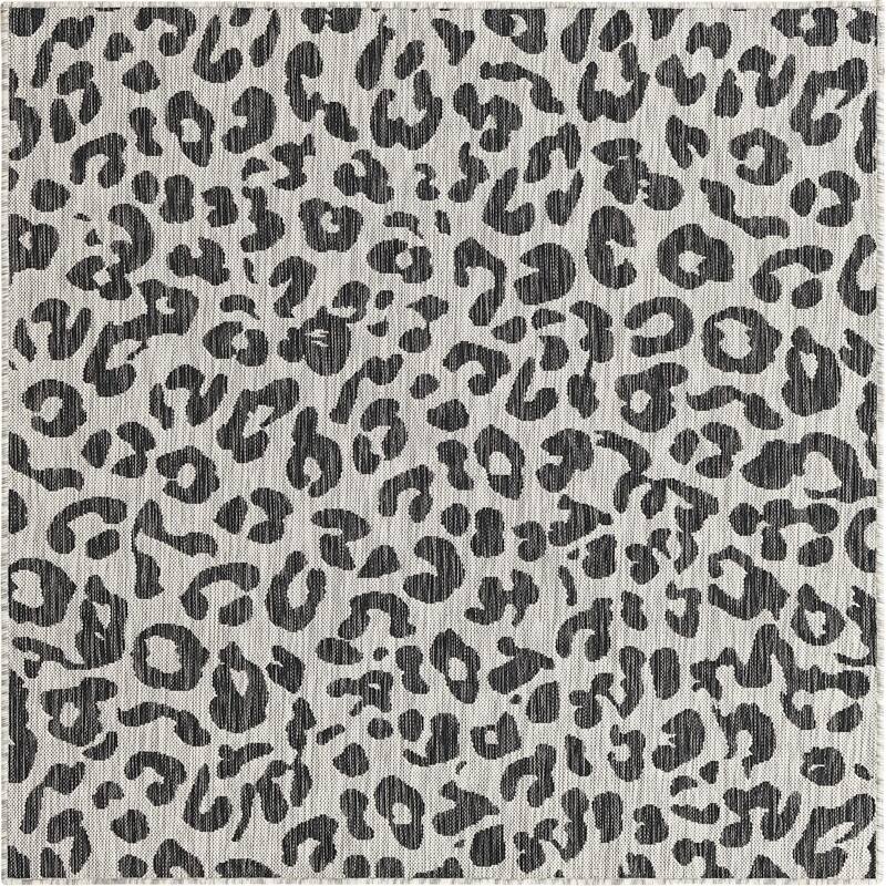 Outdoor Gallery Collection Area Rug