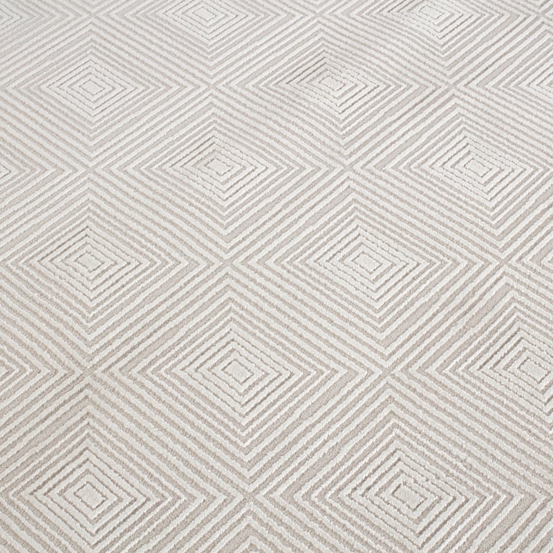 Omari Collection Cream Geometric Traditional Area Rug
