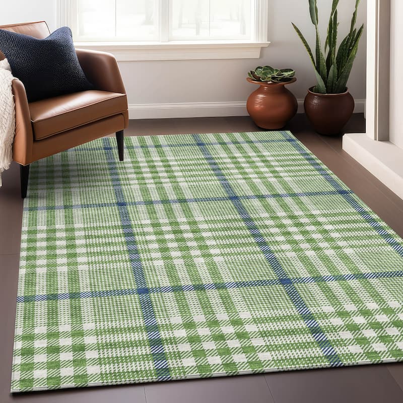 Machine Washable Indoor/ Outdoor Plaid Chantille Rug - Green - 8' x 10'
