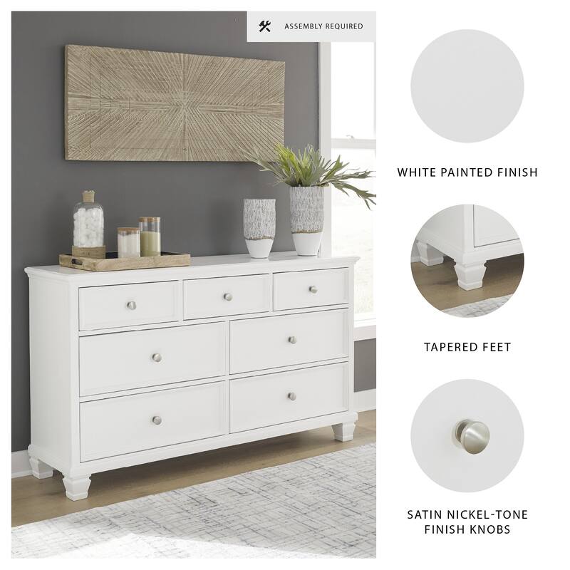 Signature Design by Ashley Fortman Dresser