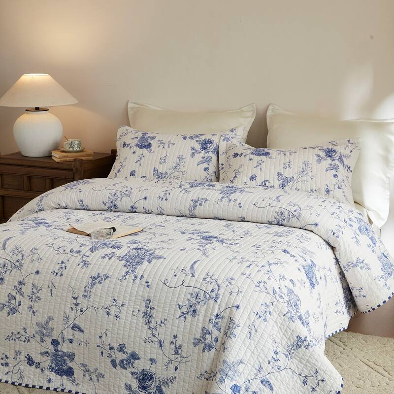 Cotton Blue White Floral Quilt Bedspread Set