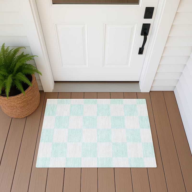 Machine Washable Indoor/ Outdoor Modern Checker Chantille Rug - Mint - 1'8" x 2'6"