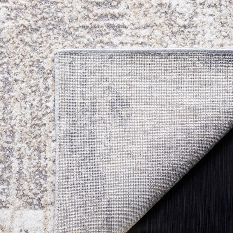 SAFAVIEH Opal Manuelita Modern Abstract Rug