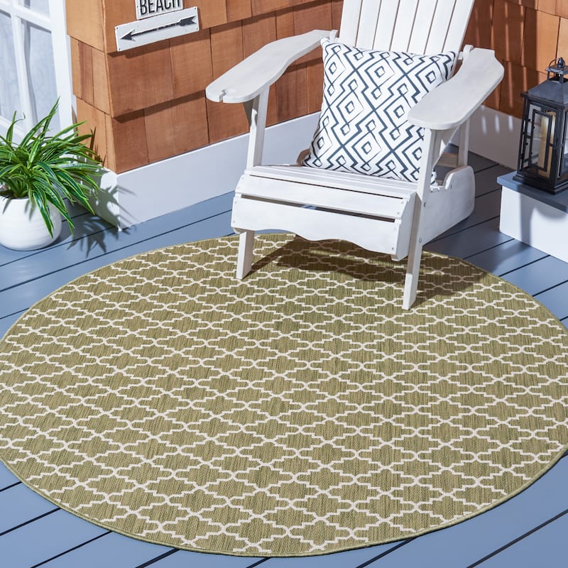 SAFAVIEH Courtyard Gerdi Indoor/ Outdoor Patio Backyard Rug - 6'7" Round - Green/Beige