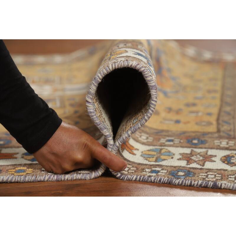 Hand Knotted Oriental 100% Wool Carpet Traditional Floral Brown Gharajeh Area Rug - 5' 6'' X 3' 9''