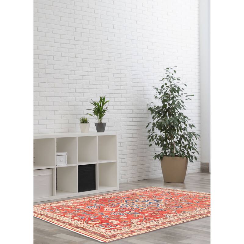 ECARPETGALLERY Hand-knotted Andelz Light Red Wool Rug - 3'8 x 7'1