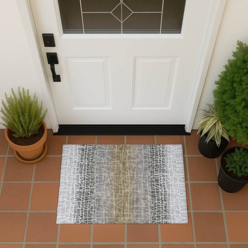Machine Washable Indoor/ Outdoor Boho Global Chantille Rug - Gray - 1'8" x 2'6"