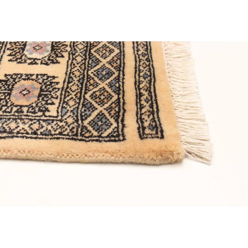 ECARPETGALLERY Hand-knotted Peshawar Bokhara Beige Wool Rug - 3'1 x 5'4