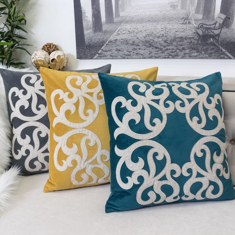 Vintage Vine Throw Pillow Set of 2, 20"x20" Polyester Velvet Cushion Covers with Hidden Zipper