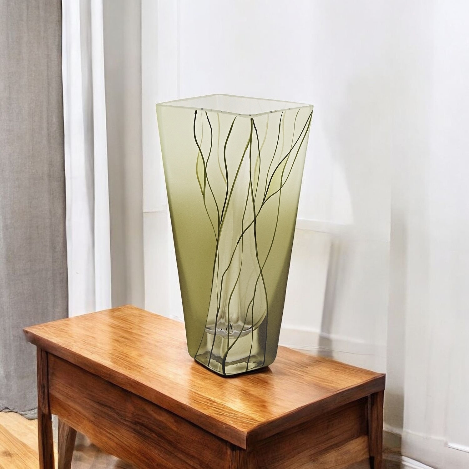 HomeRoots 8" Green Cylinder Crystal Glass Table Vase