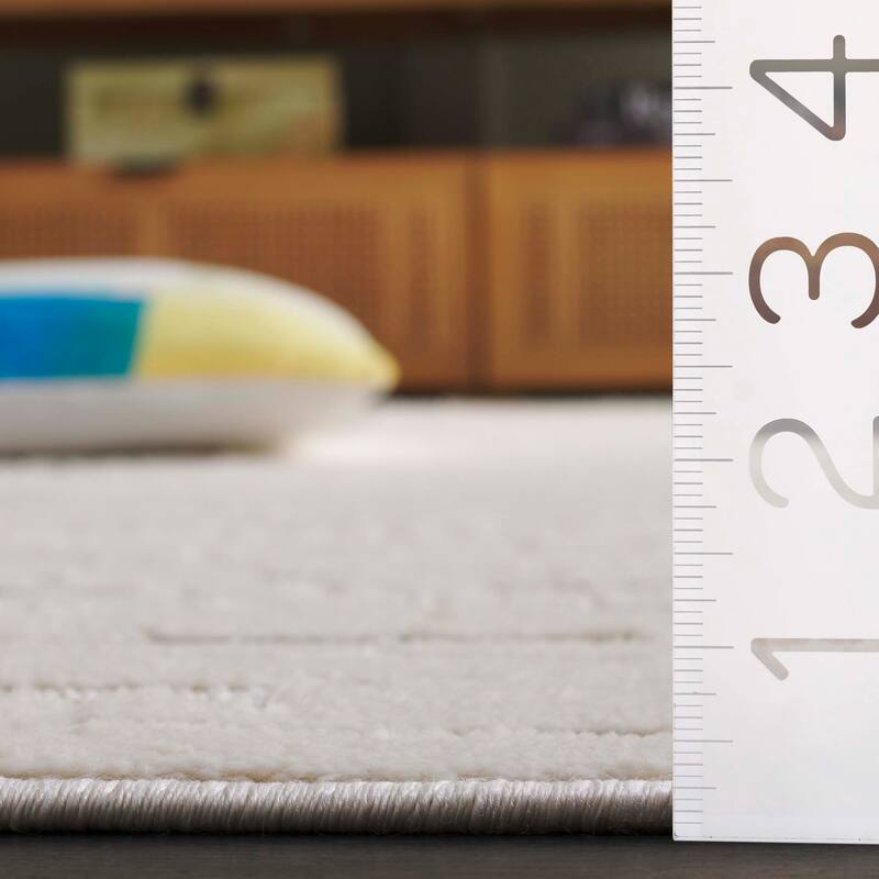 SAFAVIEH Elmhurst Solomonia Modern & Contemporary Rug