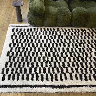 Isabeau Global Checkered Area Rug