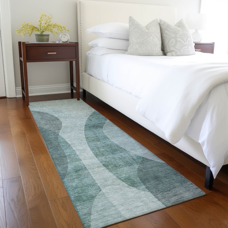 Machine Washable Indoor/ Outdoor Chantille Modern Deco Rug - Green - 2'3" x 7'6"