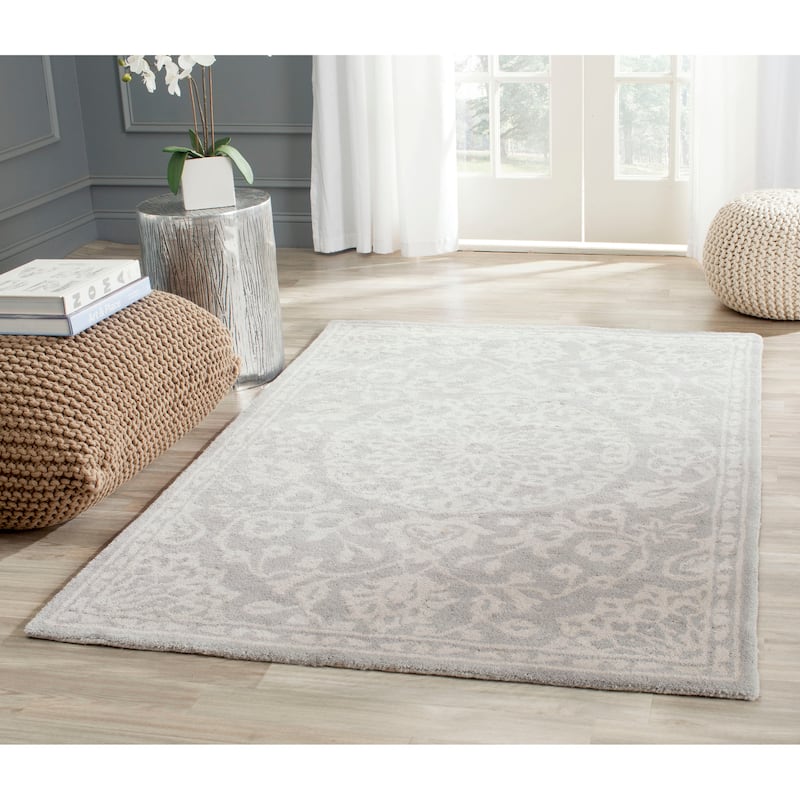 SAFAVIEH Handmade Bella Armani Modern Floral Wool Rug - 3' x 5' - Grey/Silver