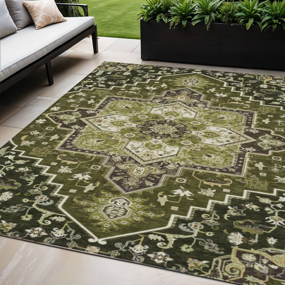 HomeRoots Oriental Traditional Rectangle Outdoor Rug