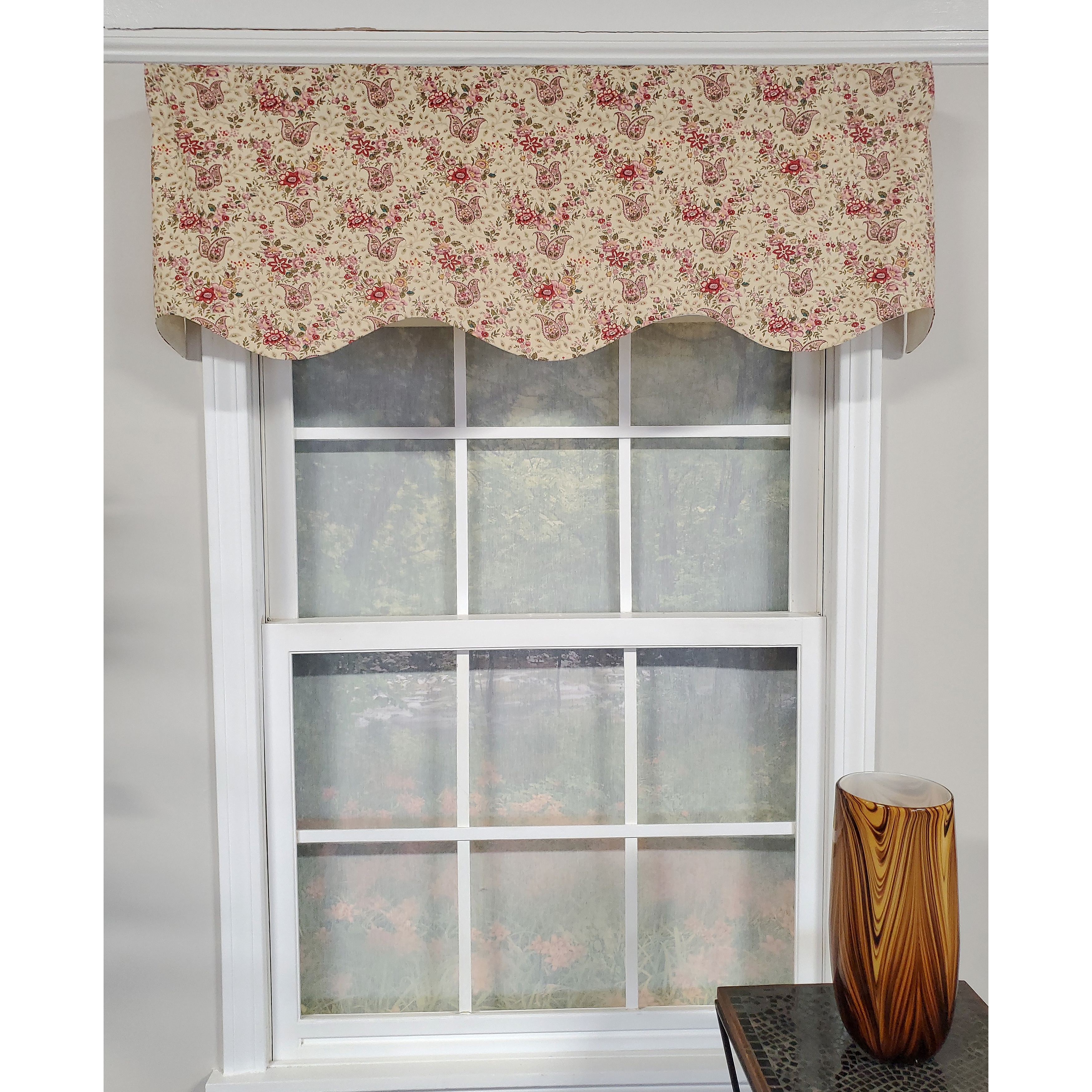 Loulia Provance Valance