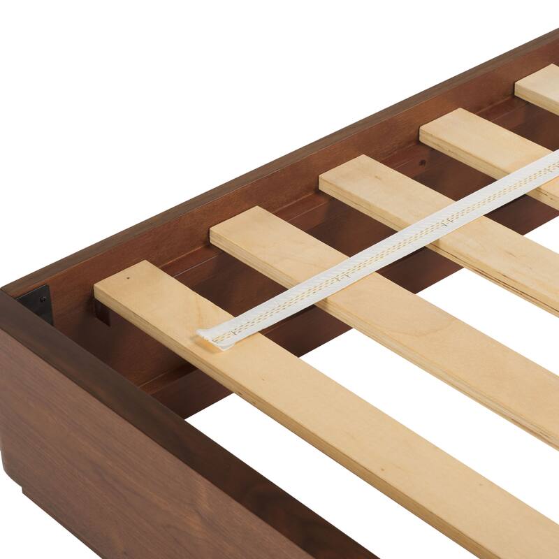 SAFAVIEH Couture Decarla Wood Bed Frame