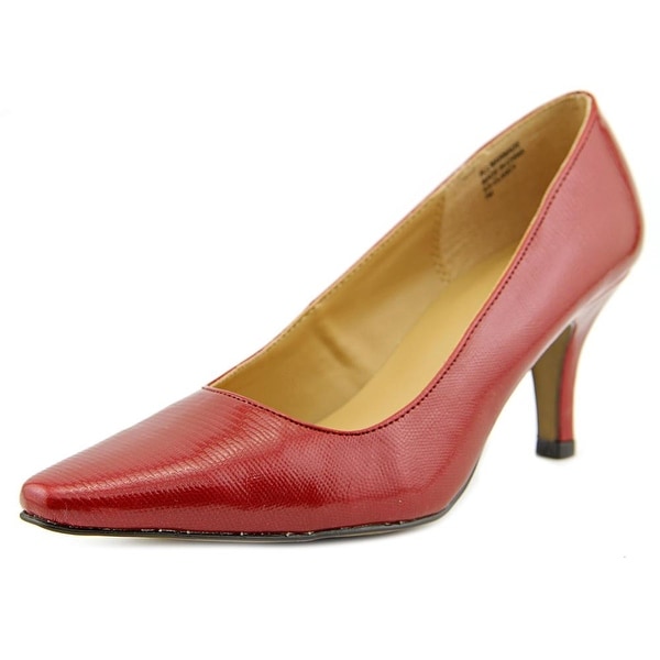 Karen Scott Clancy Women Red Pumps