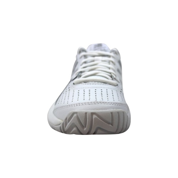 new balance 696v3 review