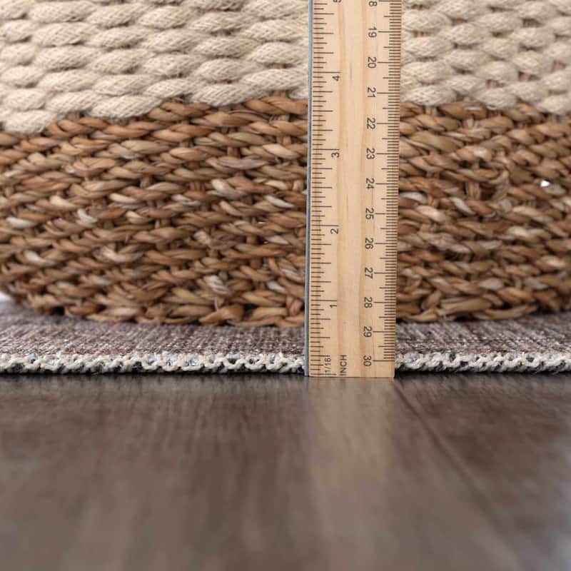 Hauteloom Barny Traditional Oriental Machine Washable Area Rug