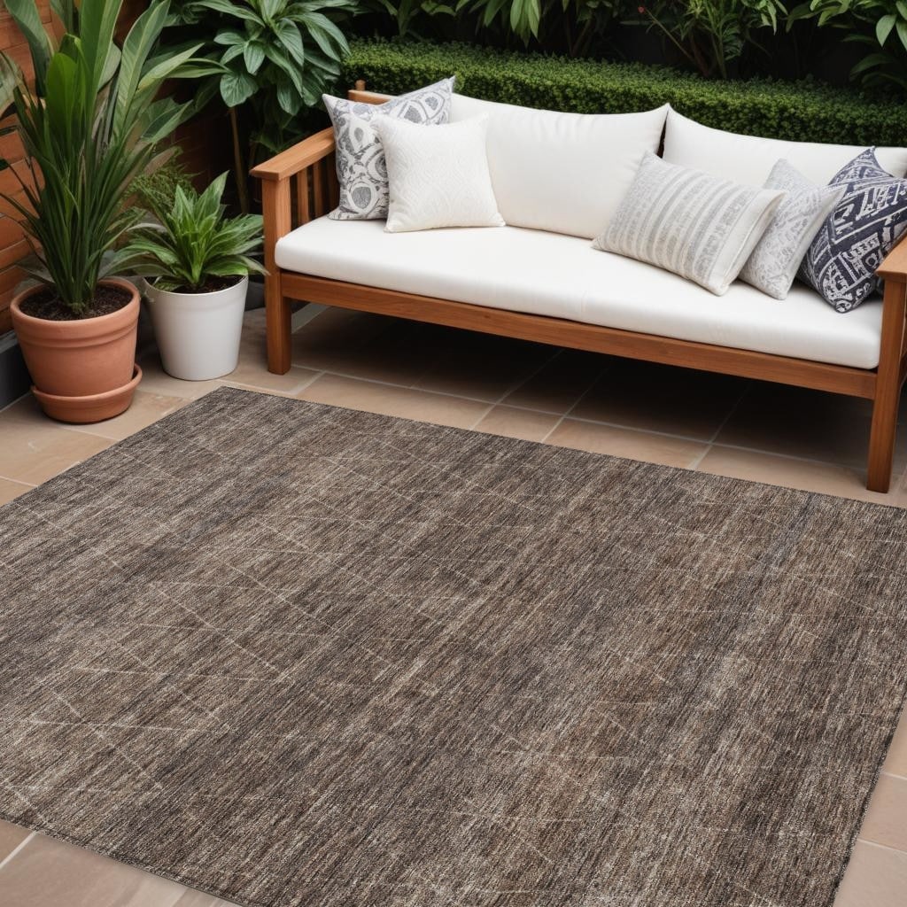 HomeRoots Geometric Transitional Rectangle Outdoor Rug