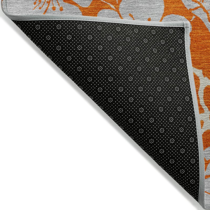 Machine Washable Indoor/ Outdoor Floral Zen Chantille Rug