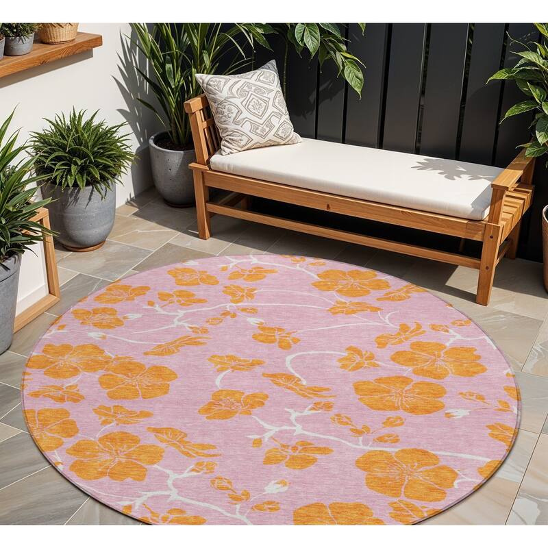 HomeRoots Floral Transitional Rectangle Outdoor Rug - 8' Round