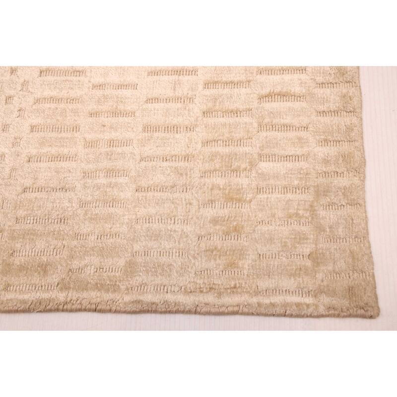 ECARPETGALLERY Hand Loomed Loreto Cream Viscose Rug - 5'5 x 8'0