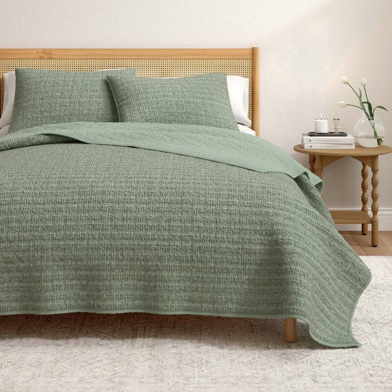 Linery & Co. Cotton Honeycomb Waffle Garment Washed Quilt Set - Eucalyptus Green - King