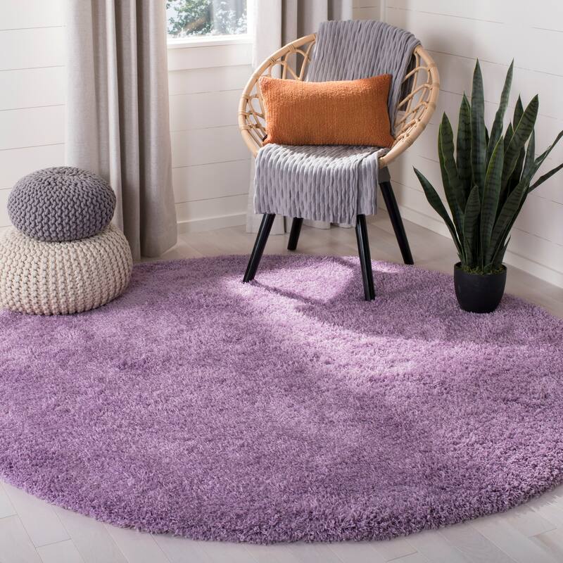 SAFAVIEH Laguna Shag Verdiana Solid Color 2-inch Thick Rug.