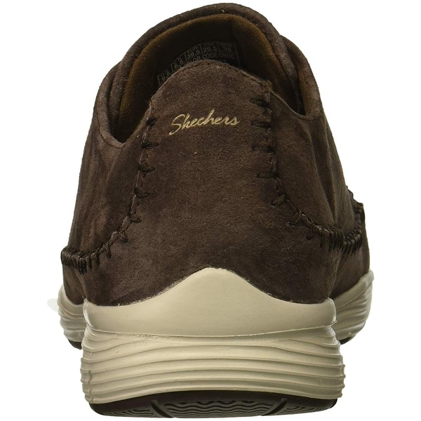 skechers lace up marron