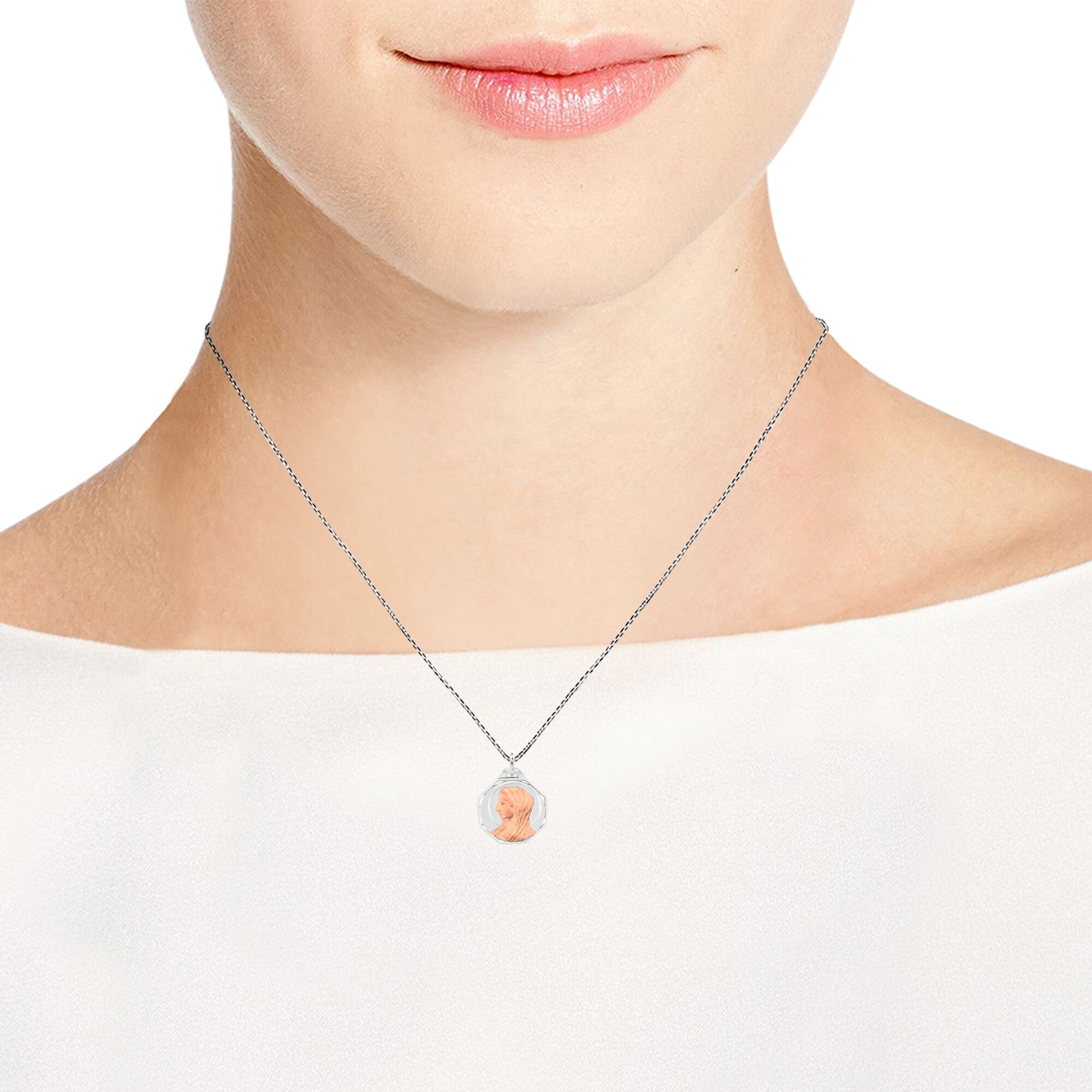 US Jewels And Gems New 925 Sterling Silver 1.5 Oval Miraculous Virgin Mary Antique Finish Pendant Necklace US Jewels And Gems New 925 Sterling Silver 1.5 Oval Miraculous Virgin Mary Antique Finish Pendant Necklace