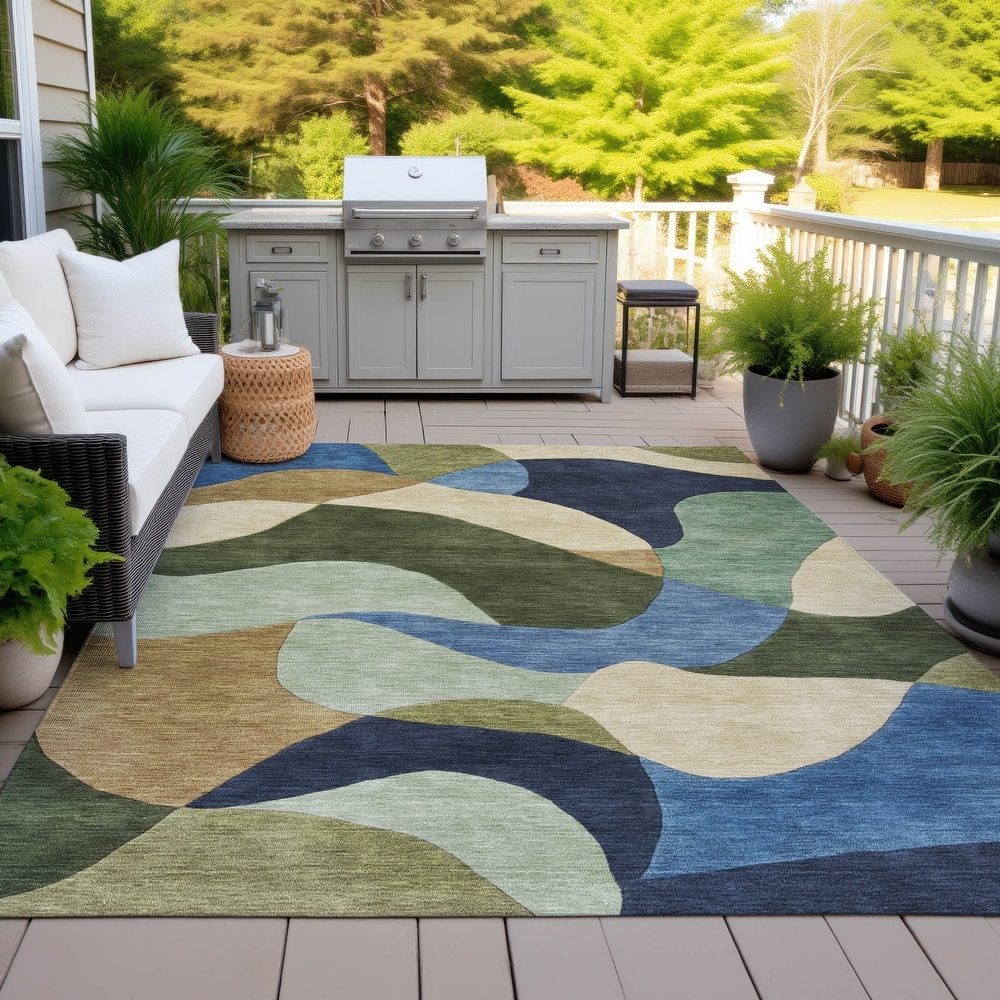 Machine Washable Indoor/Outdoor Modern Century Chantille Rug