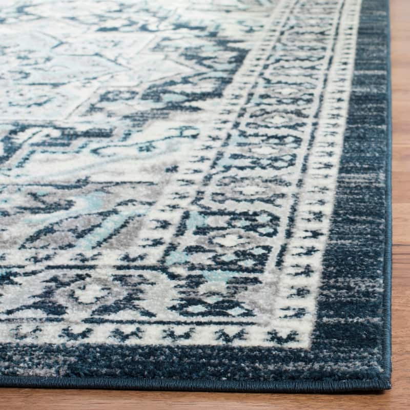SAFAVIEH Madison Natalia Vintage Boho Oriental Rug