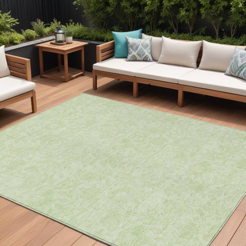HomeRoots Floral Transitional Rectangle Outdoor Rug - 9' X 12'