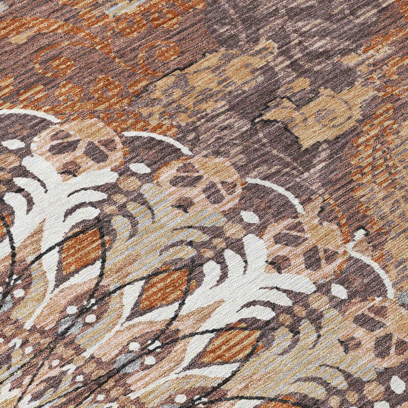Machine Washable Indoor/ Outdoor Traditional Pinwheel Chantille Rug
