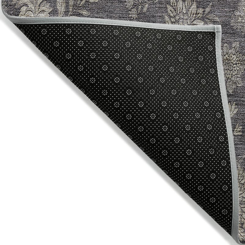 Machine Washable Indoor/ Outdoor Chantille Floral Farmhouse Rug