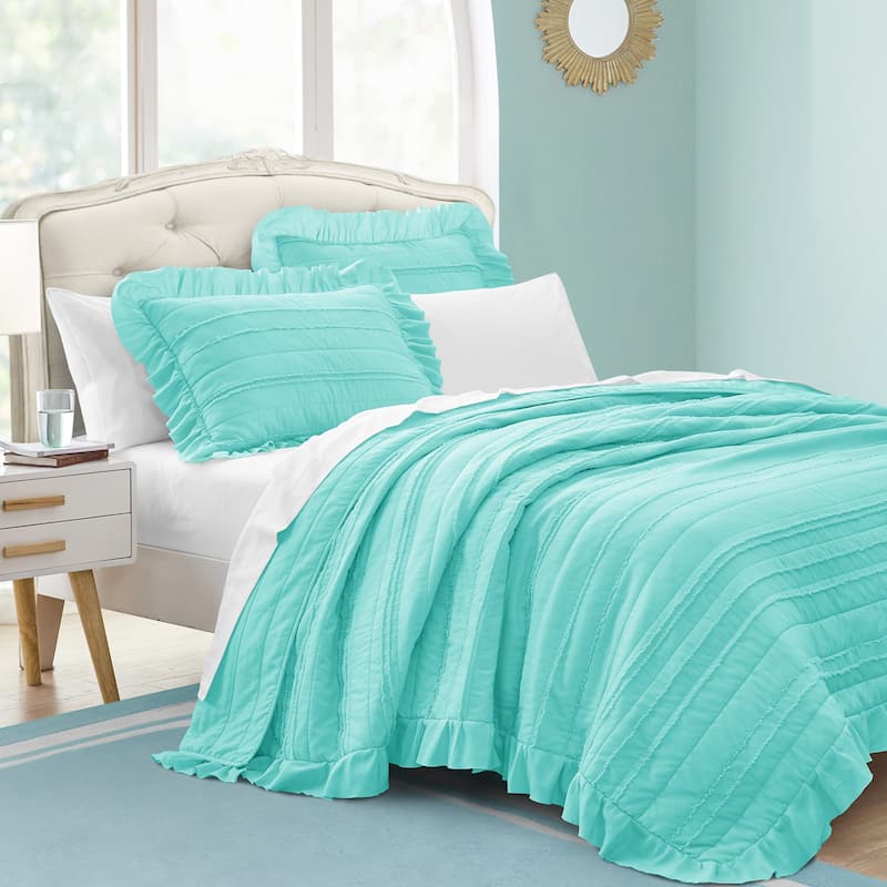 Beaute Living Ruffle Stripe Clip 3-piece Quilt Set