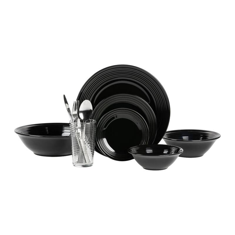 Nova Round 62-Piece Dinnerware Set, Service for 6
