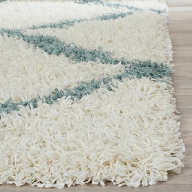 SAFAVIEH Dallas Shag Giusy Trellis 1.5-inch Thick Rug