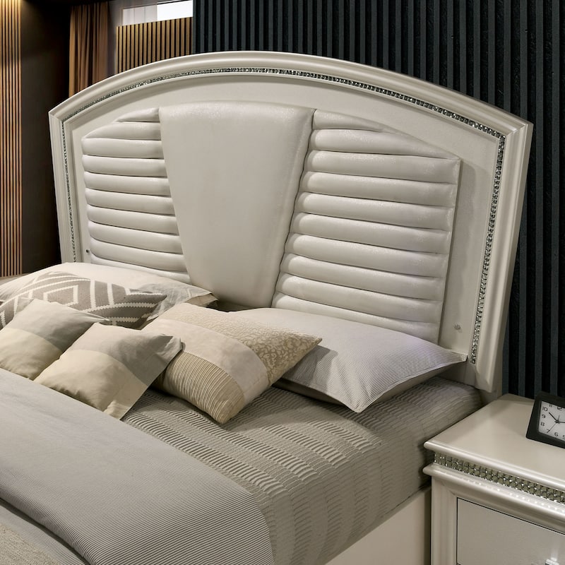 Xian Glam White Solid Wood 3-Piece Platform Bed with Nightstand and Dresser Set with LED by Furniture of America