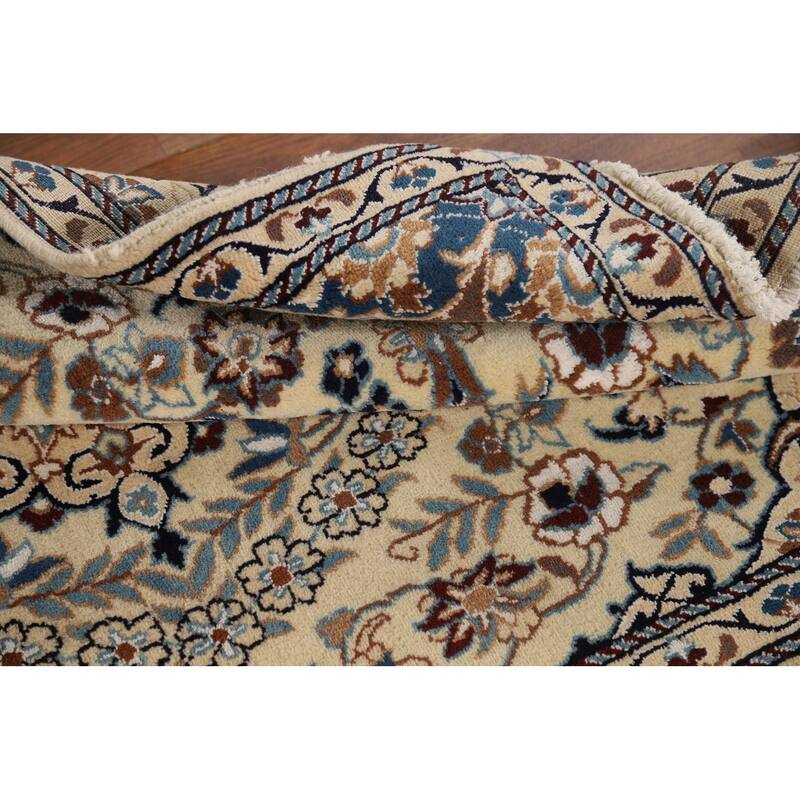 Traditional Floral Nain Foyer Rug Hand-Knotted Wool Carpet - 2'11" x 4'4"