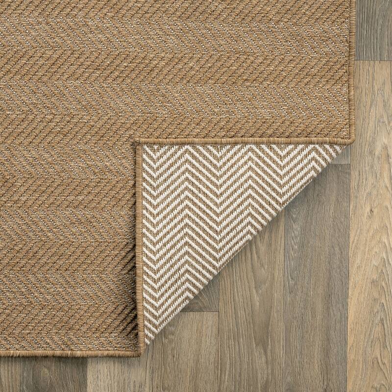 Herringbone Stripe Reversible Jute-Look Indoor/Outdoor Rug Reversible, Easy-Care Indoor/Outdoor Rug with Natural Fiber Look