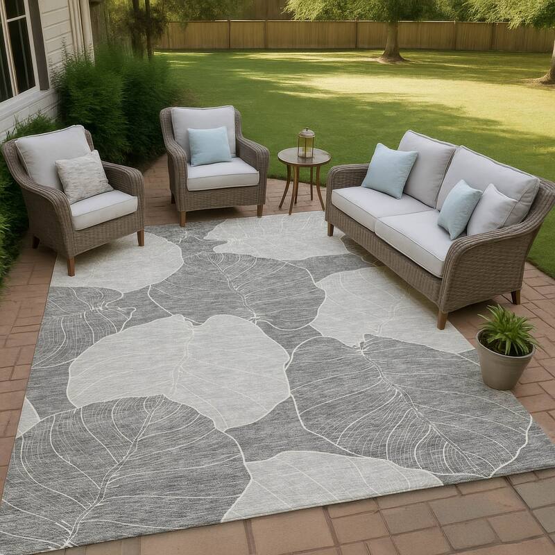 Machine Washable Indoor/ Outdoor Tropical Floral Chantille Rug - Gray - 3' x 5'