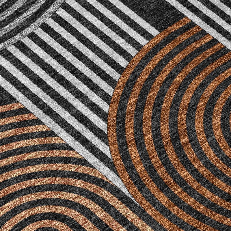 Machine Washable Indoor/ Outdoor Modern Basehor Chantille Rug